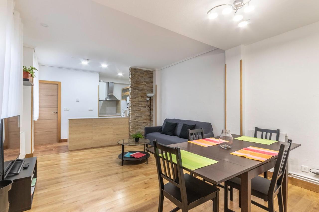 Apartamento Junto Al Guggenheim Con Parking Gratuito Bilbao Exterior photo