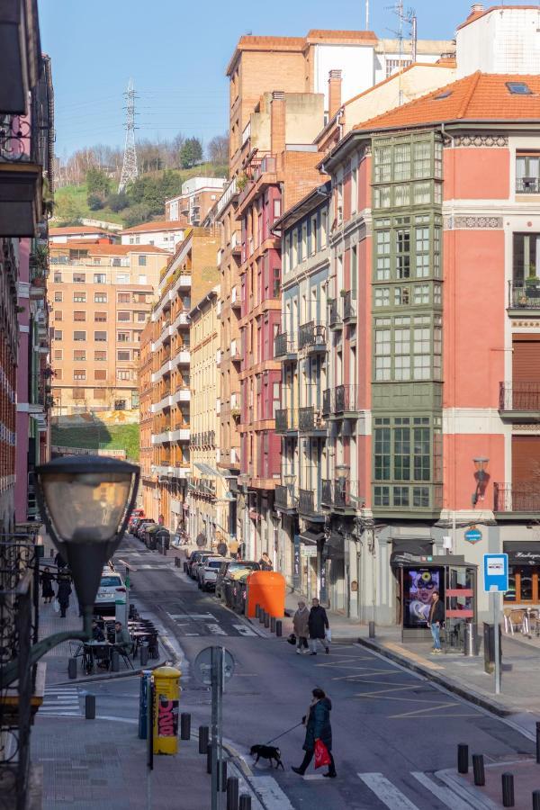 Apartamento Junto Al Guggenheim Con Parking Gratuito Bilbao Exterior photo