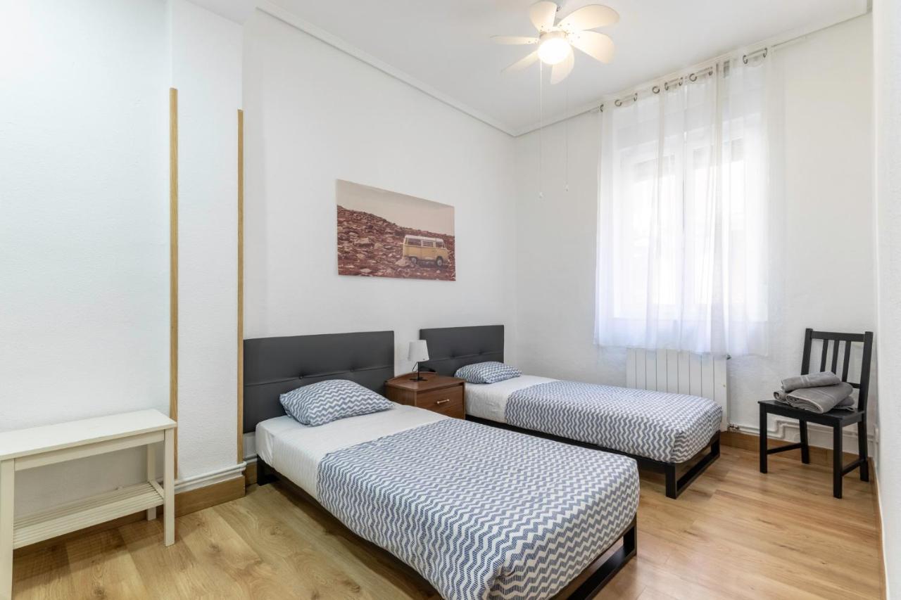 Apartamento Junto Al Guggenheim Con Parking Gratuito Bilbao Exterior photo