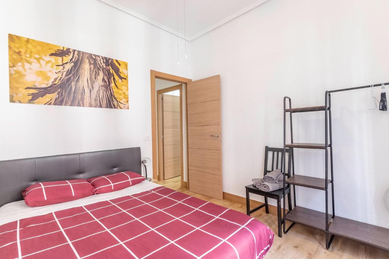 Apartamento Junto Al Guggenheim Con Parking Gratuito Bilbao Exterior photo